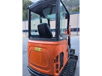 VISI1614_2720054 vehicle image
