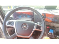 ROAE10352_2688927 vehicle image