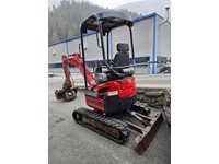 VISI1614_2799860 vehicle image