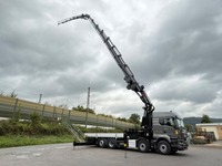 TMR8055_2868619 vehicle image