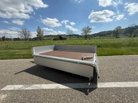 HUTT218_2962988 vehicle image