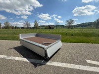 HUTT218_2962988 vehicle image