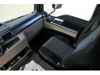 DOLD2821_3017602 vehicle image