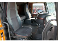DOLD2821_2900545 vehicle image