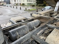 MACH3788_2844154 vehicle image