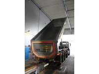 INTG9387_2713382 vehicle image