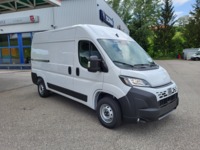 KOLL209_2662124 vehicle image