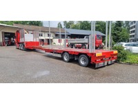 0064026 vehicle image