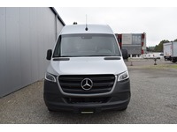 TOC1273_2727367 vehicle image