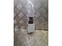 NUES8043_2868375 vehicle image