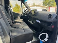 AT209470_2851244 vehicle image