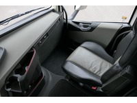 DOLD2821_2830707 vehicle image