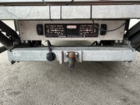 THOM6454_2730624 vehicle image