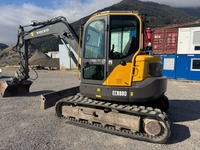 0049026 vehicle image