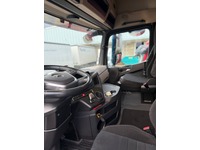HATI10828_2942738 vehicle image
