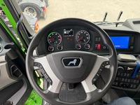 UNIK8334_3036470 vehicle image