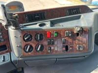 UNIK8334_2726108 vehicle image
