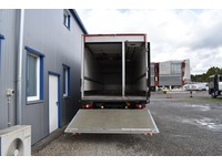 TOC1273_2727370 vehicle image