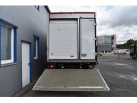 TOC1273_2727370 vehicle image
