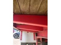 0553025 vehicle image