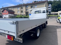 HUSE4764_2686761 vehicle image