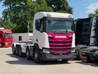 UNIK8334_2964579 vehicle image