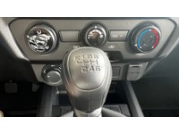 HUSE4764_3022804 vehicle image