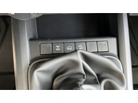 HUSE4764_3022804 vehicle image