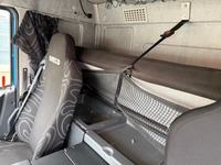 ZELJ895_2736918 vehicle image