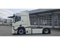 THOM6454_2684334 vehicle image