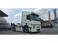 THOM6454_2684334 vehicle image