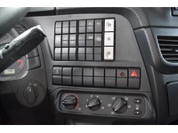 TOC1273_2909028 vehicle image