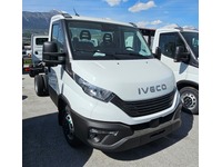 SEDU206_2894146 vehicle image