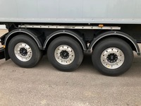 INTG9387_2744837 vehicle image