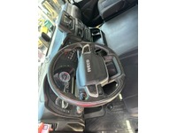 TOLA8240_2939547 vehicle image