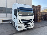 0137026 vehicle image