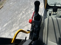 UNIK8334_2691002 vehicle image