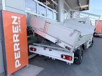 PERR4521_2925648 vehicle image