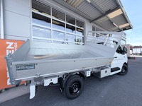 PERR4521_2925648 vehicle image