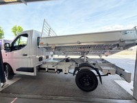 PERR4521_2925648 vehicle image