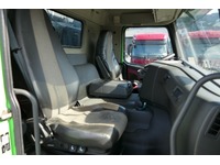 DOLD2821_2855175 vehicle image