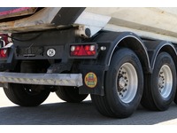 DOLD2821_2696935 vehicle image