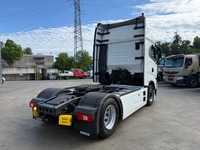 AGRO3463_2963752 vehicle image
