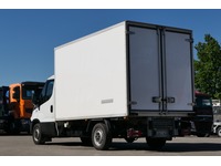DOLD2821_2900547 vehicle image