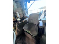 RINA4324_2917381 vehicle image