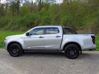GEHR175_2904958 vehicle image