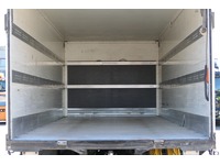 DOLD2821_2696940 vehicle image