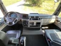 TART5813_3035230 vehicle image