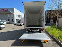 FILI229_2922484 vehicle image