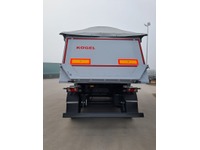 INTG9387_2837845 vehicle image